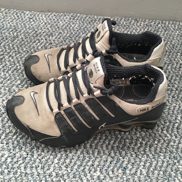 Nike Shoes - Navy blue Nike Shox